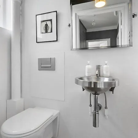 Beautiful In M With Wifi *